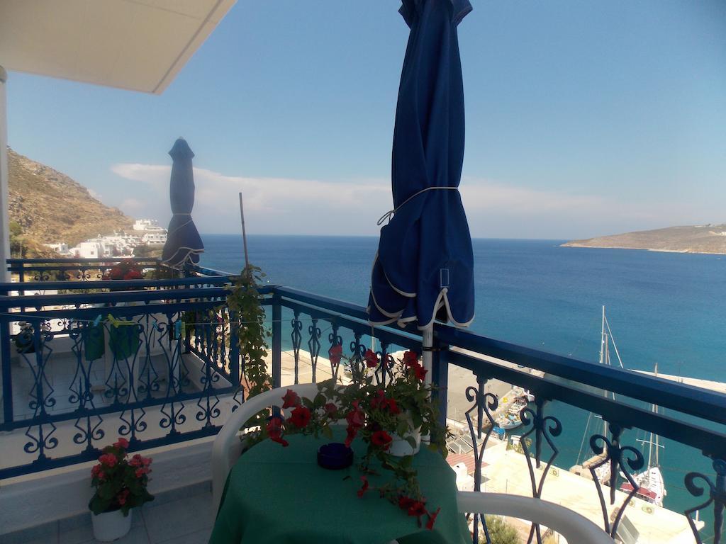 Marinas Studios Livadia  Exterior foto