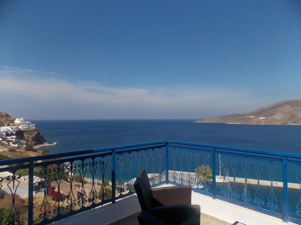 Marinas Studios Livadia  Exterior foto